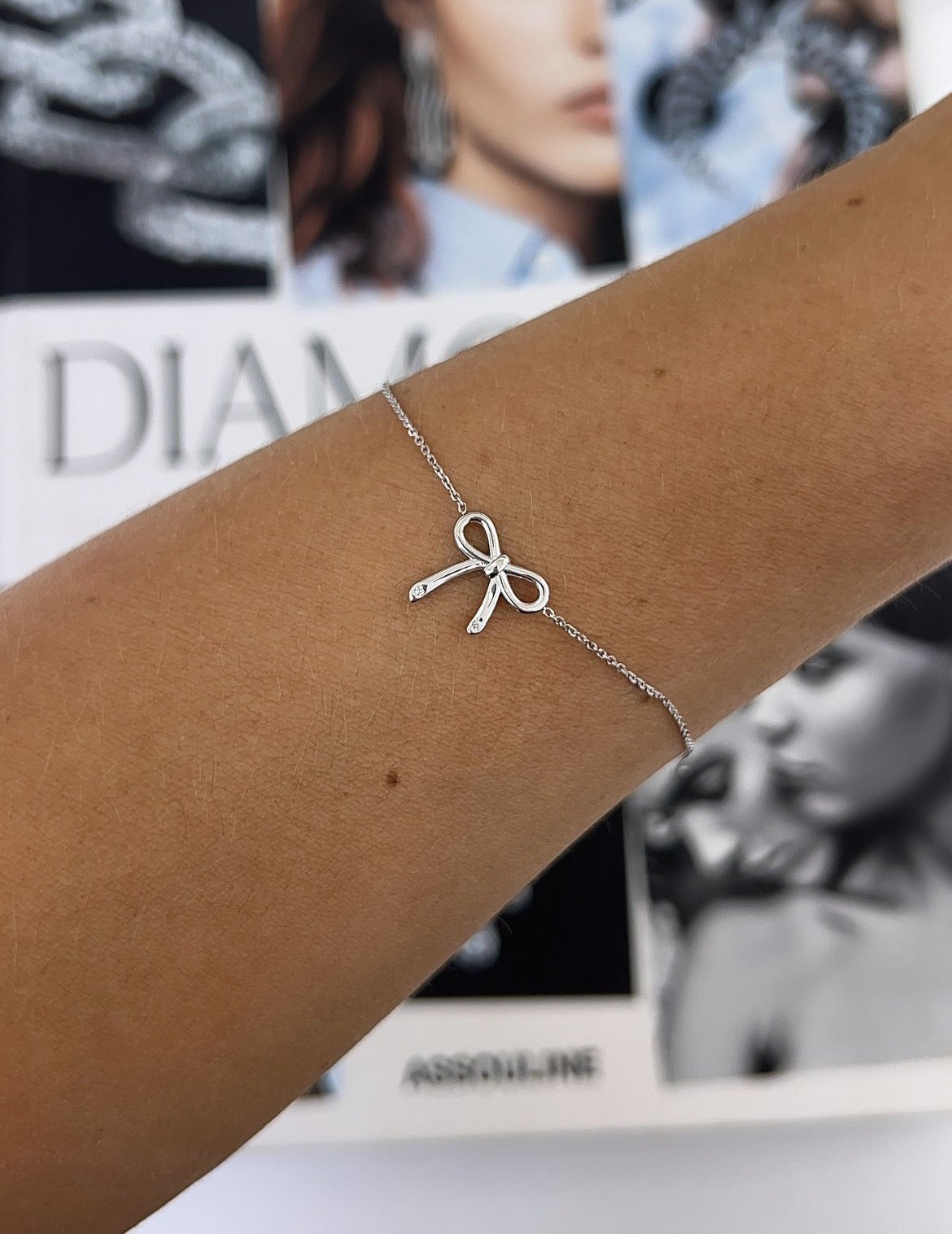 Gold and Diamond Bow Bracelet – Henri Noël