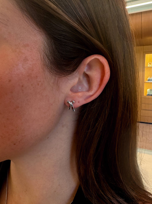 Gold and Diamond Bow Earrings – Henri Noël