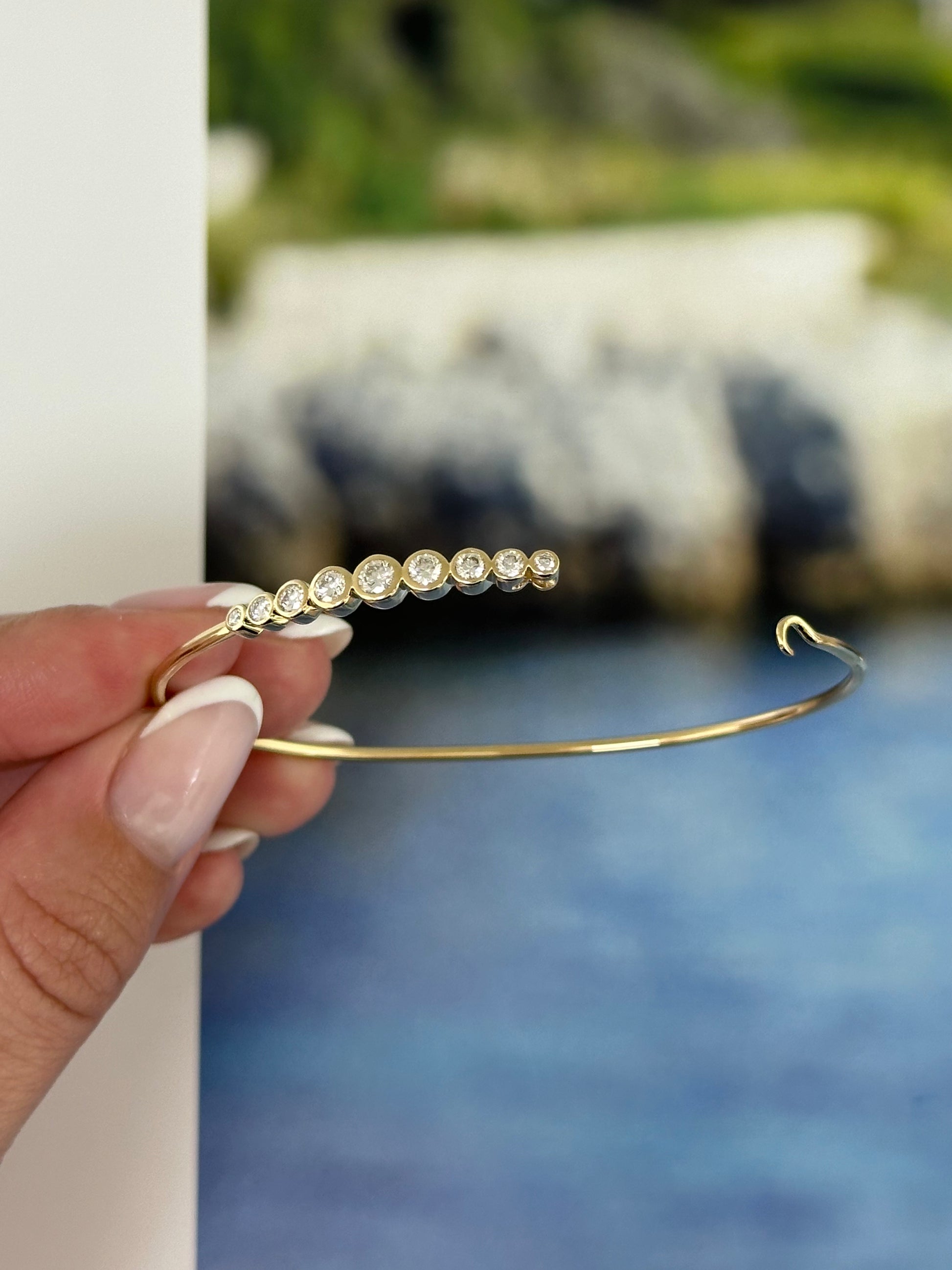 Graduated Diamond Cuff Bangle – Henri Noël