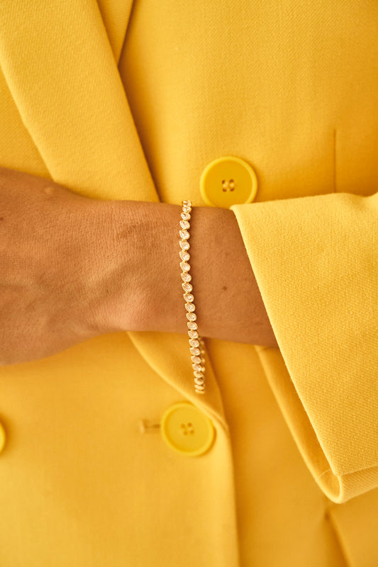 Asymmetrical Bezel Pear Cut Diamond Tennis Bracelet