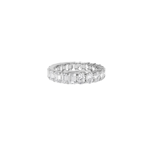 Half Oval & Half Emerald Eternity Band – Henri Noël