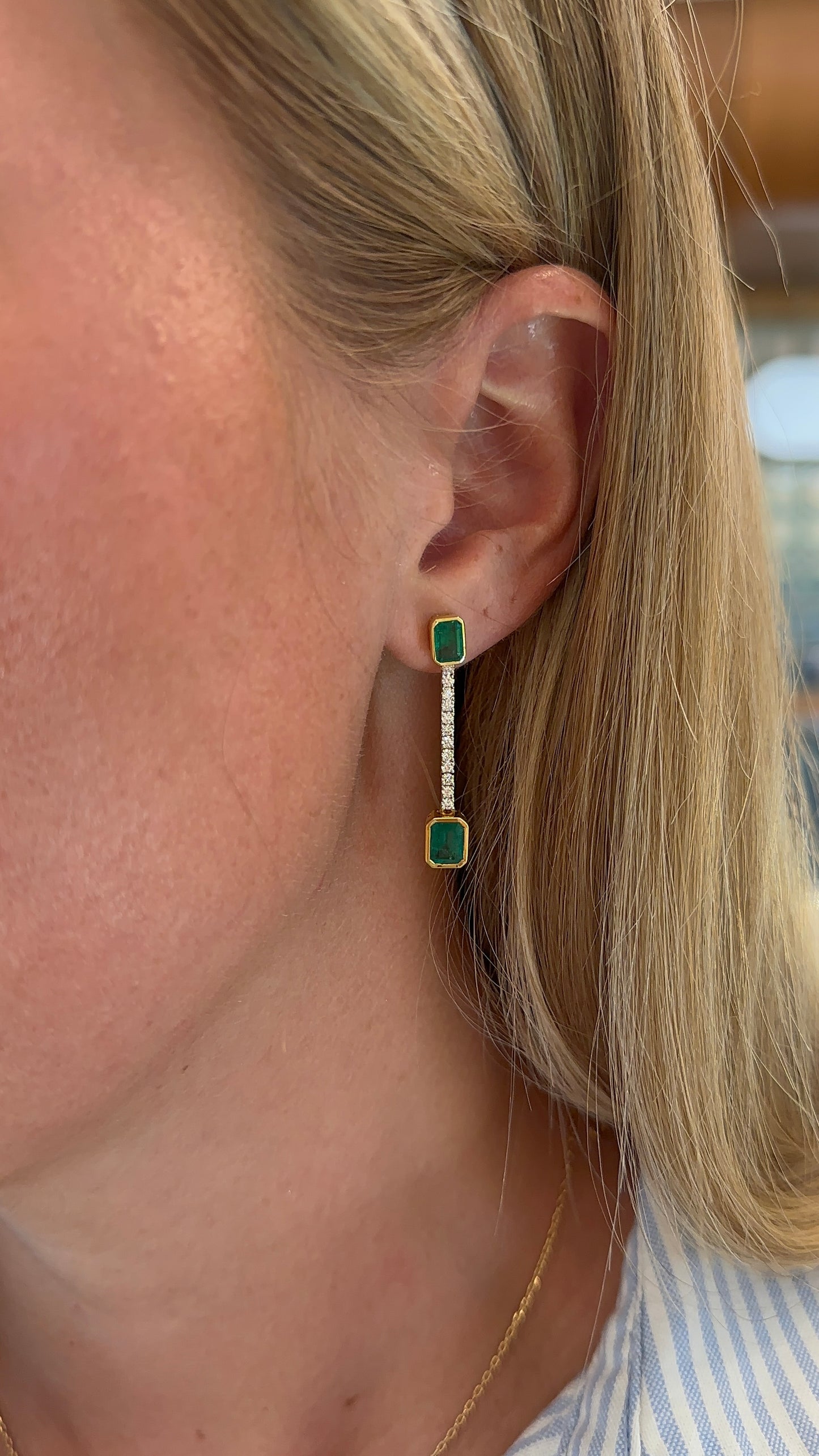 Emerald and Diamond Drop Earrings – Henri Noël