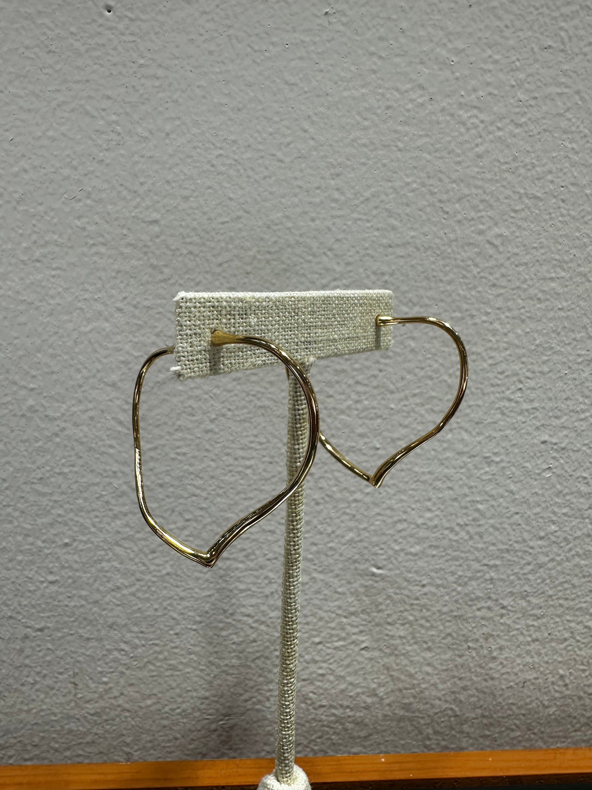 Estate Tiffany & Co Heart Earrings – Henri Noël