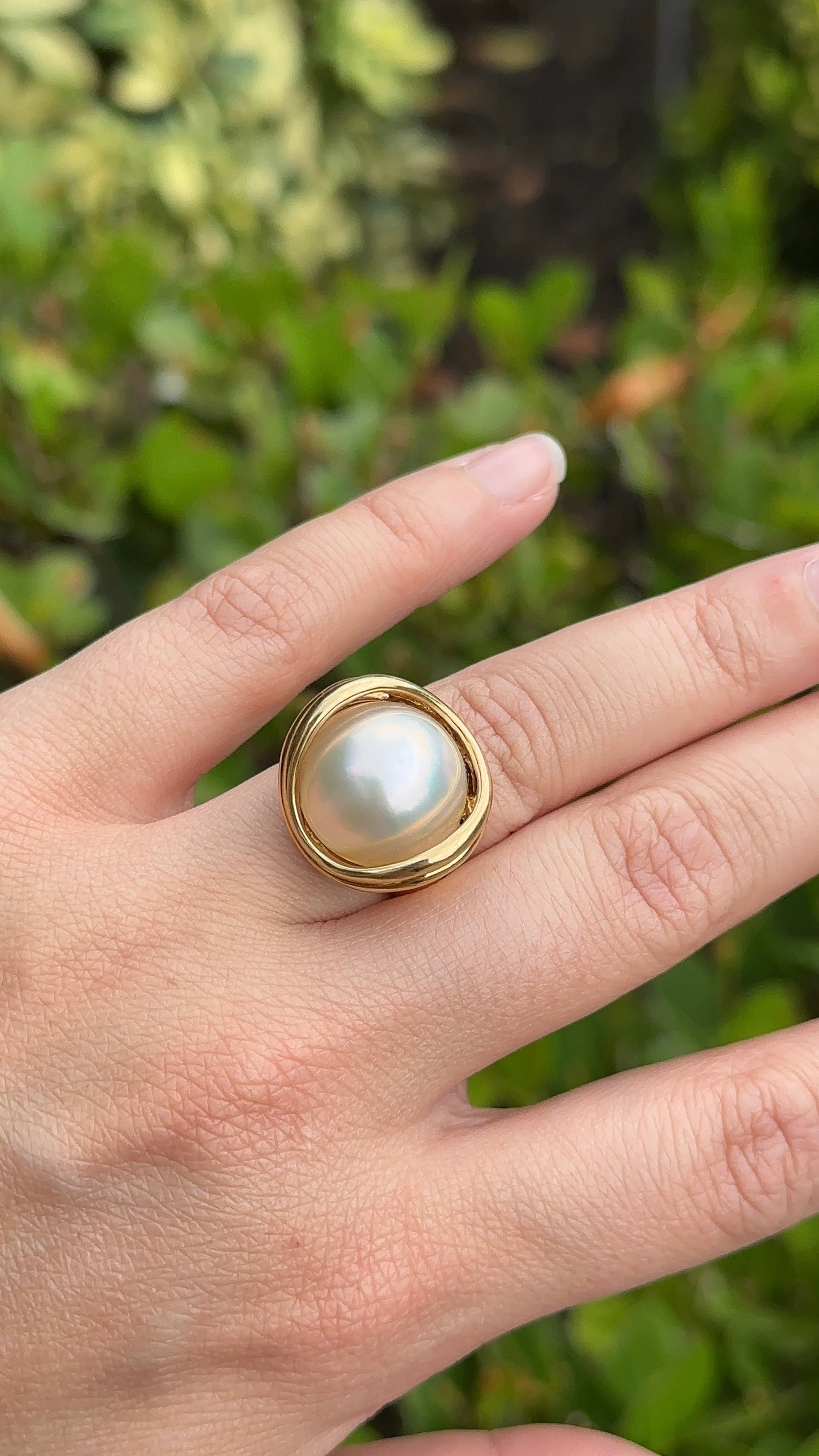 Estate European Shank Sea Pearl Ring