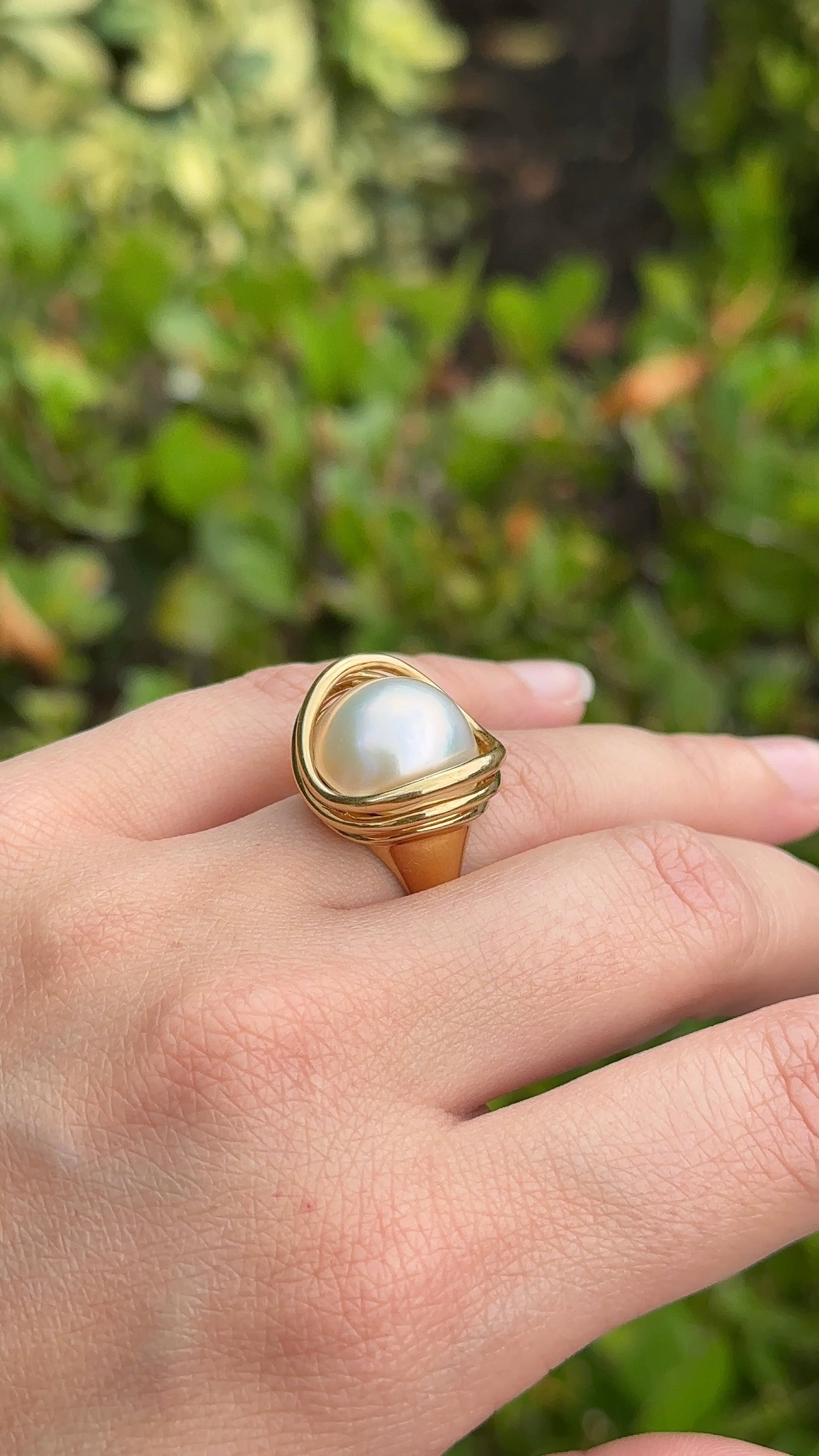 Estate European Shank Sea Pearl Ring