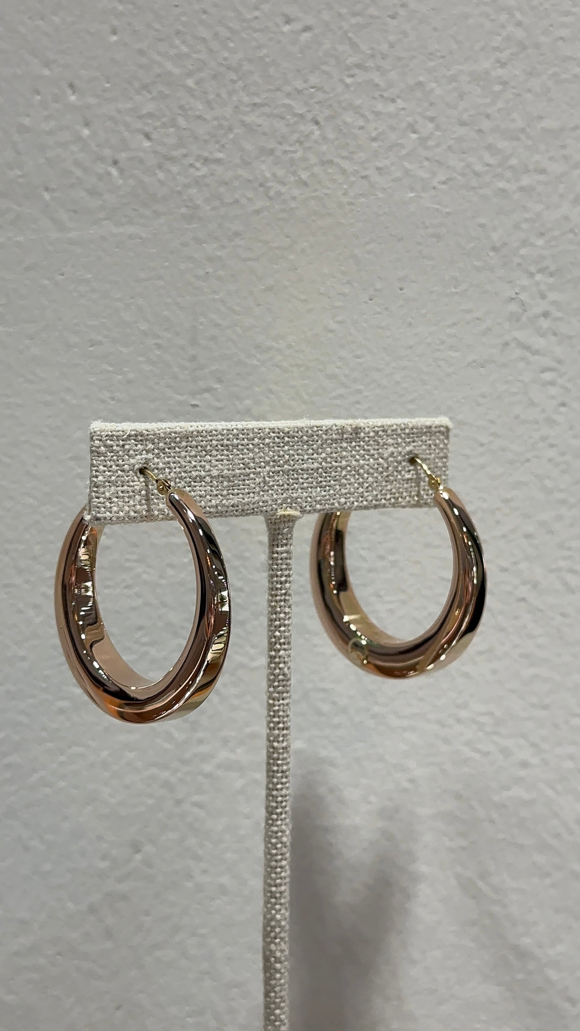Estate Rose Gold Hoops – Henri Noël