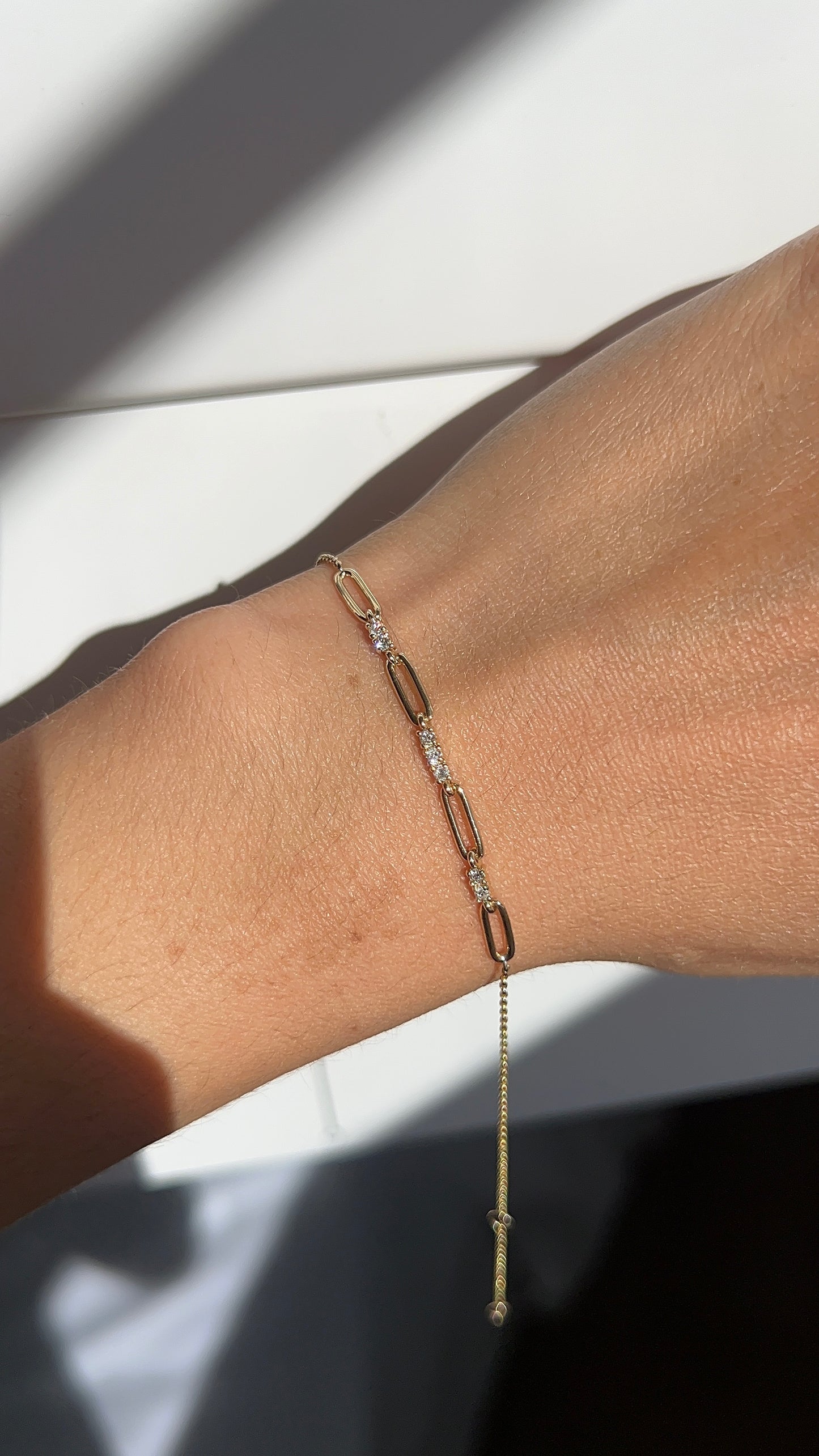 Alternating Diamond and Paperclip Bracelet