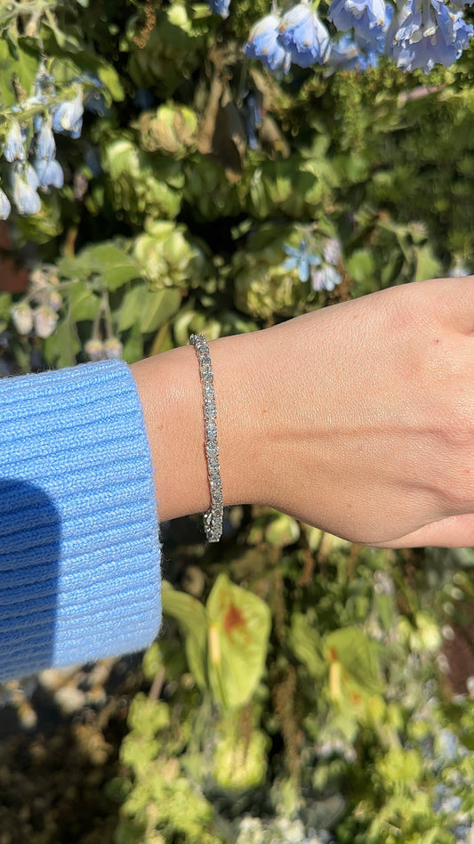 East to West Oval Diamond Tennis Bracelet