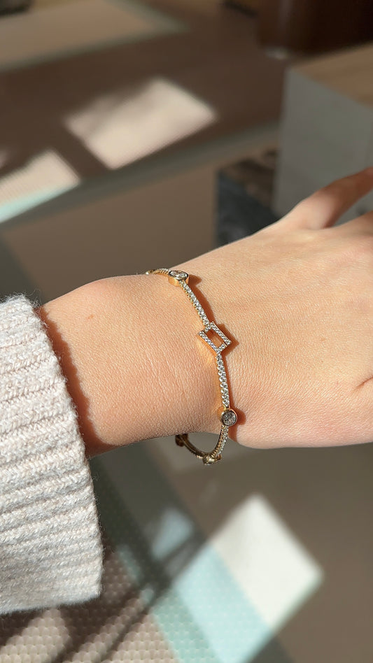 Rose Gold Bezel Oval Diamond Bangle