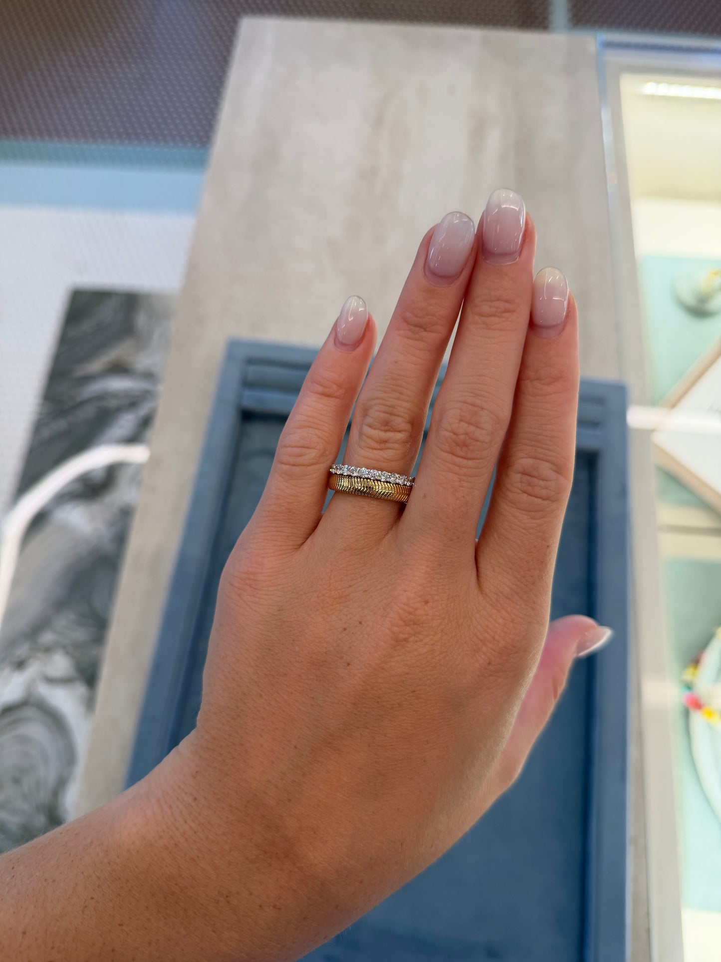 Nikos Koulis- Feelings Ring