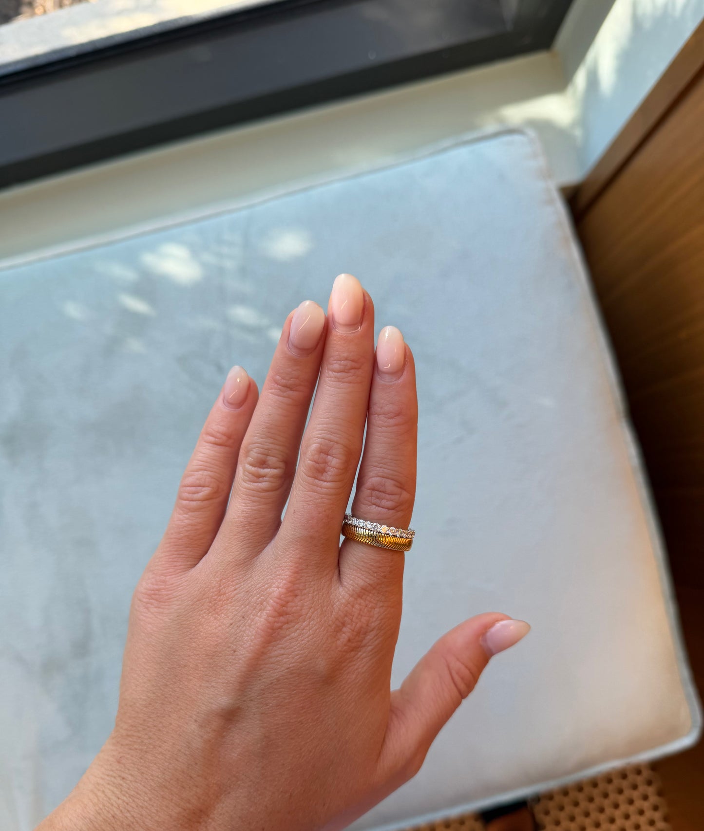 Nikos Koulis- Feelings Ring
