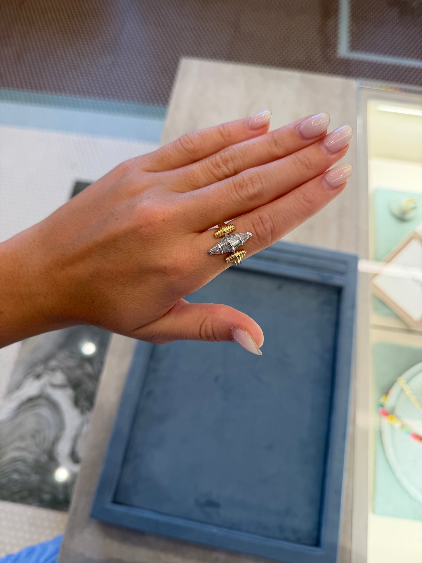 Nikos Koulis- Spectrum Ring
