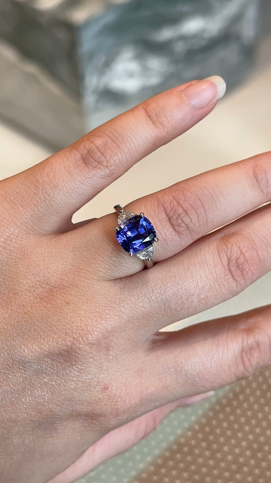Vintage Tanzanite and Diamond Ring