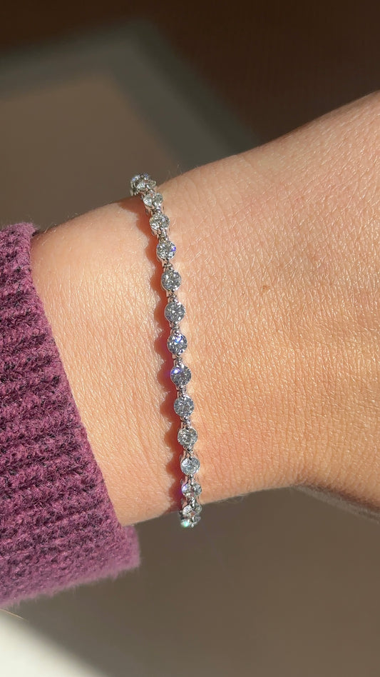 Shared Prong Diamond Tennis Bracelet