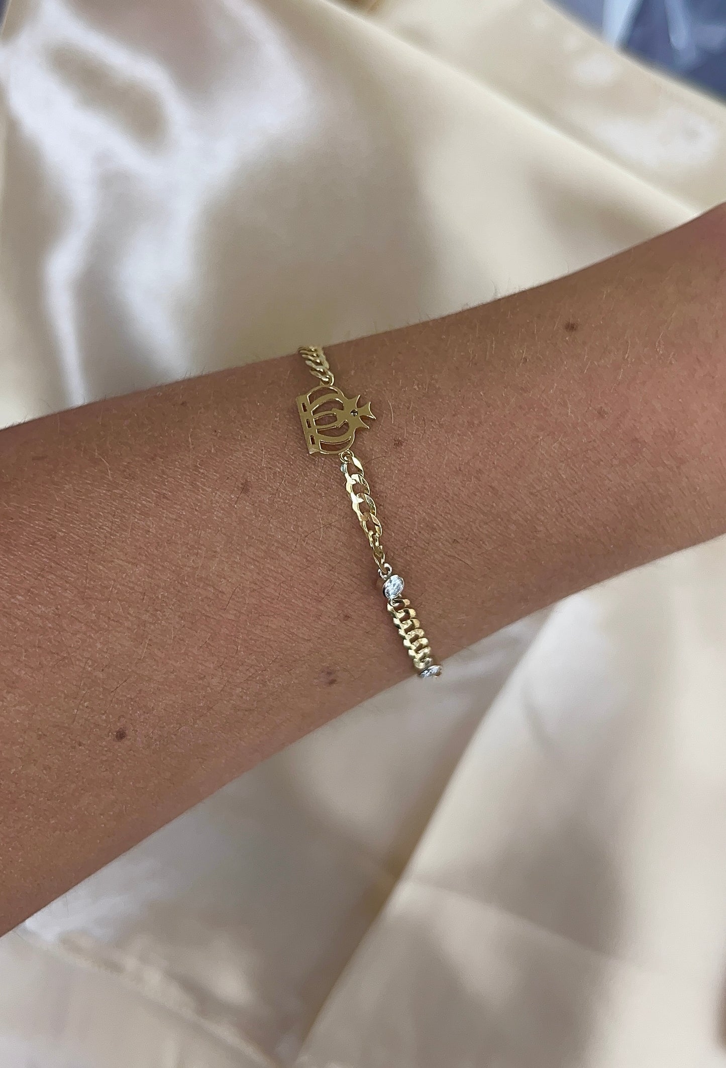 Crown Diamond Link Bracelet