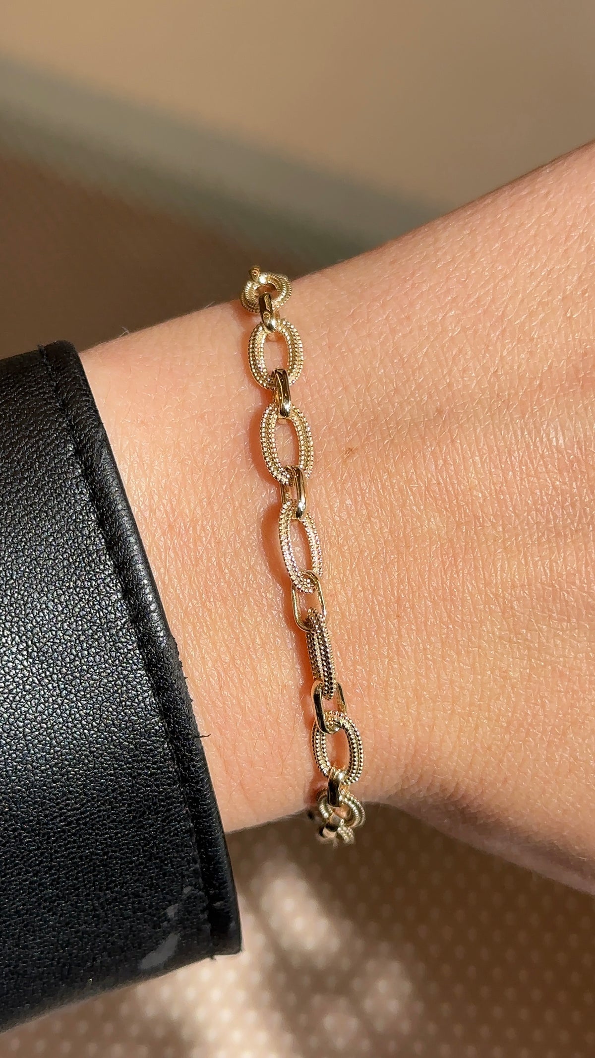 Oval Link Gold Bracelet – Henri Noël