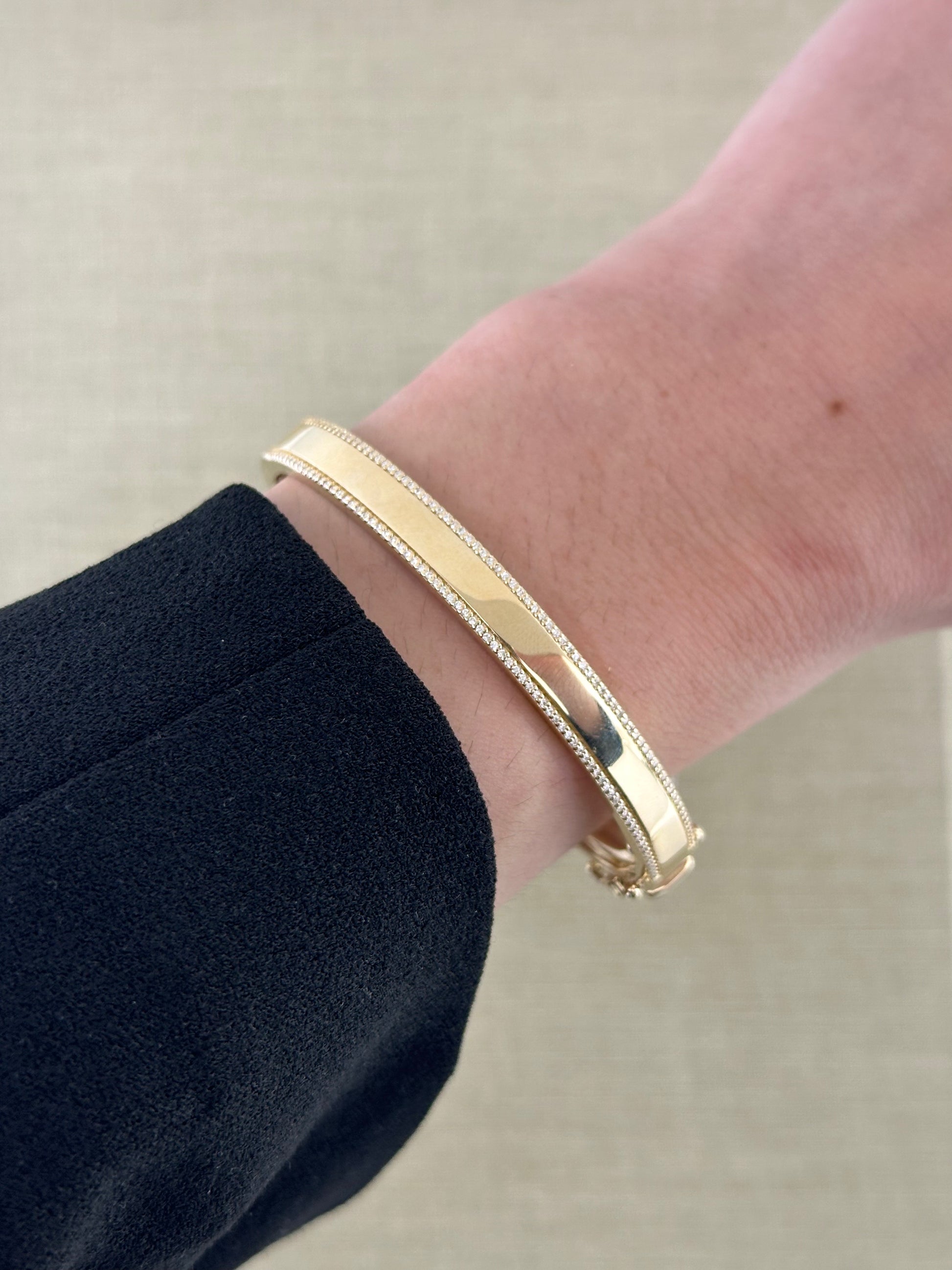 Pavé Diamond Bangle – Henri Noël