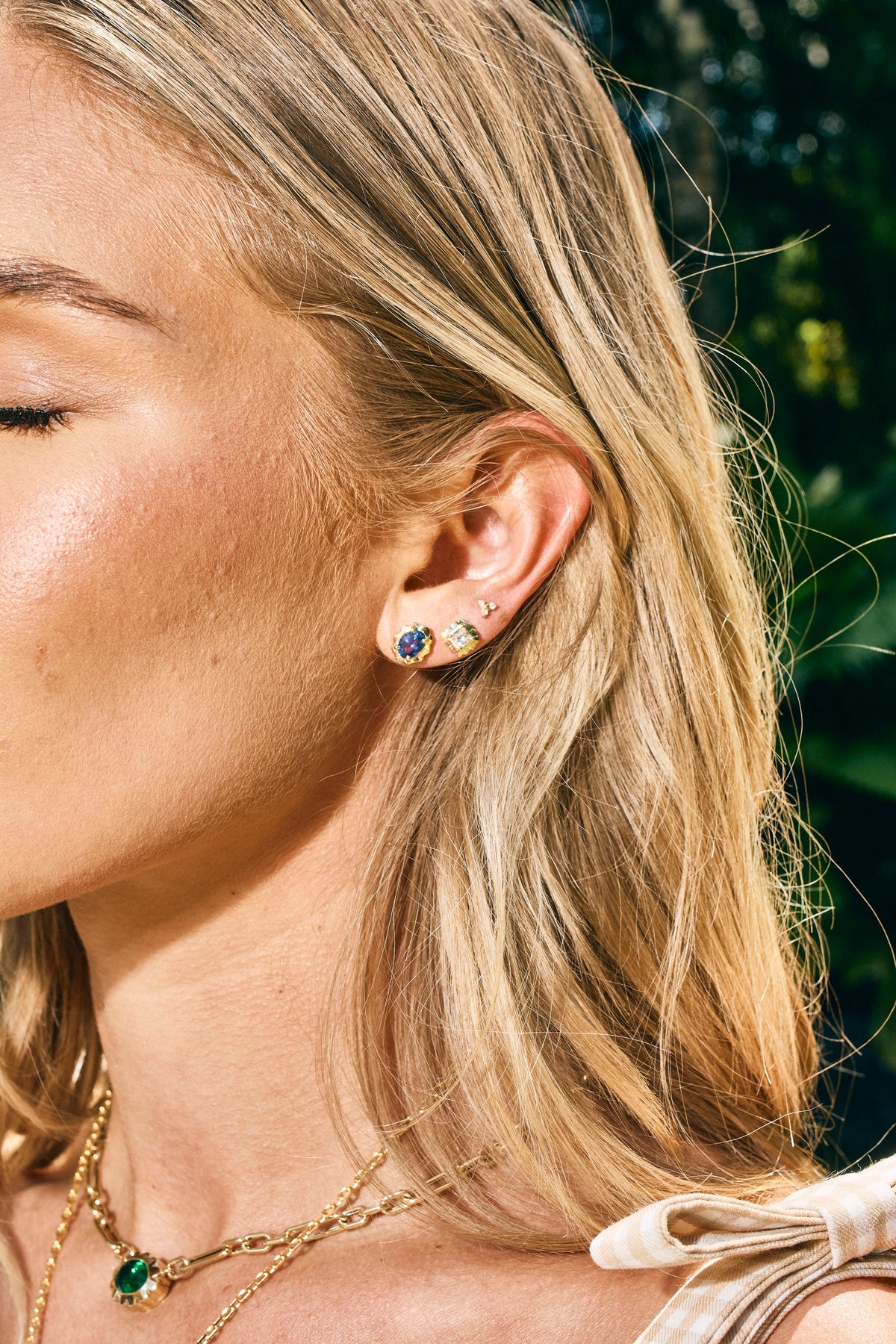 Princess Cut Scalloped Bezel Studs – Henri Noël