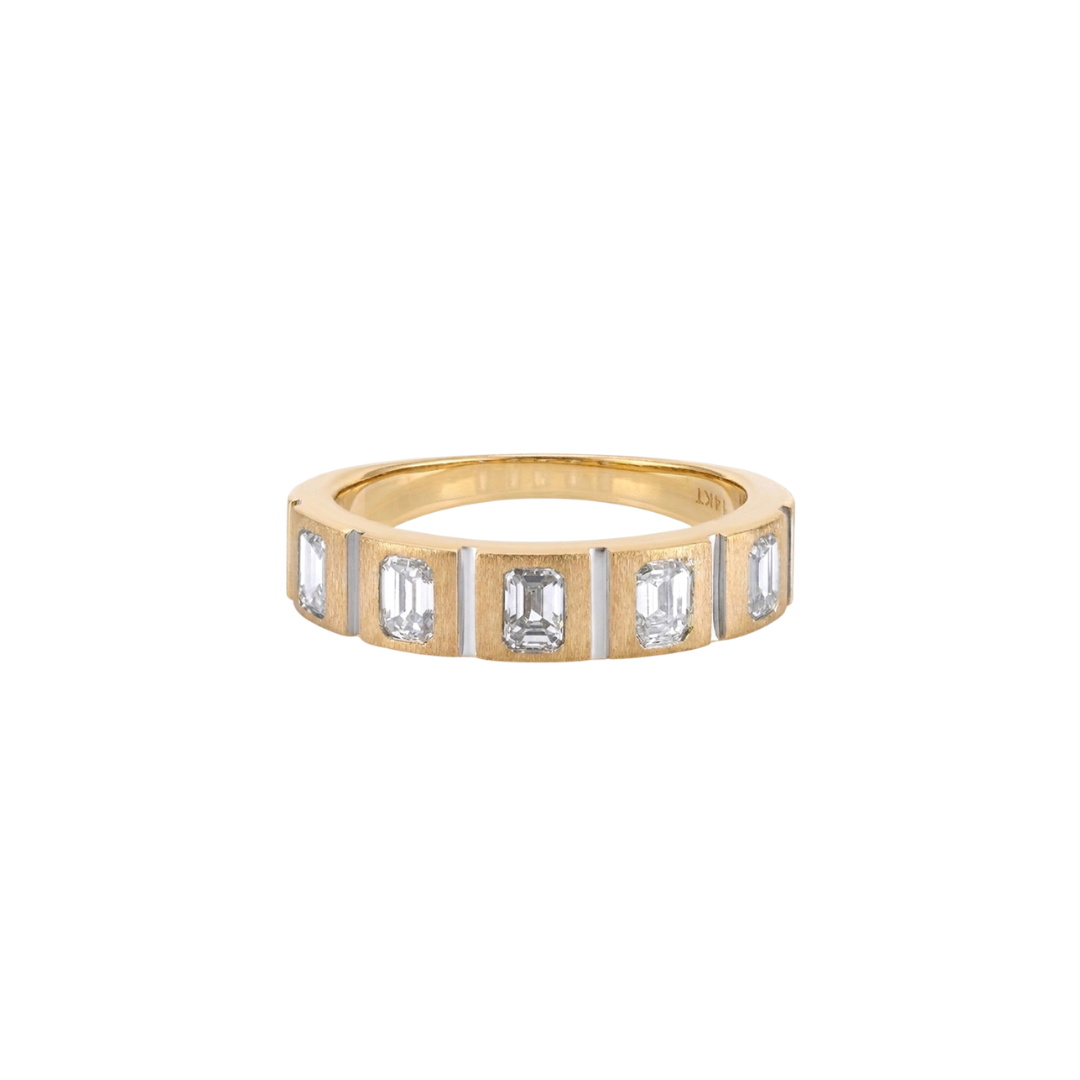 Deco Emerald-Cut Diamond Band