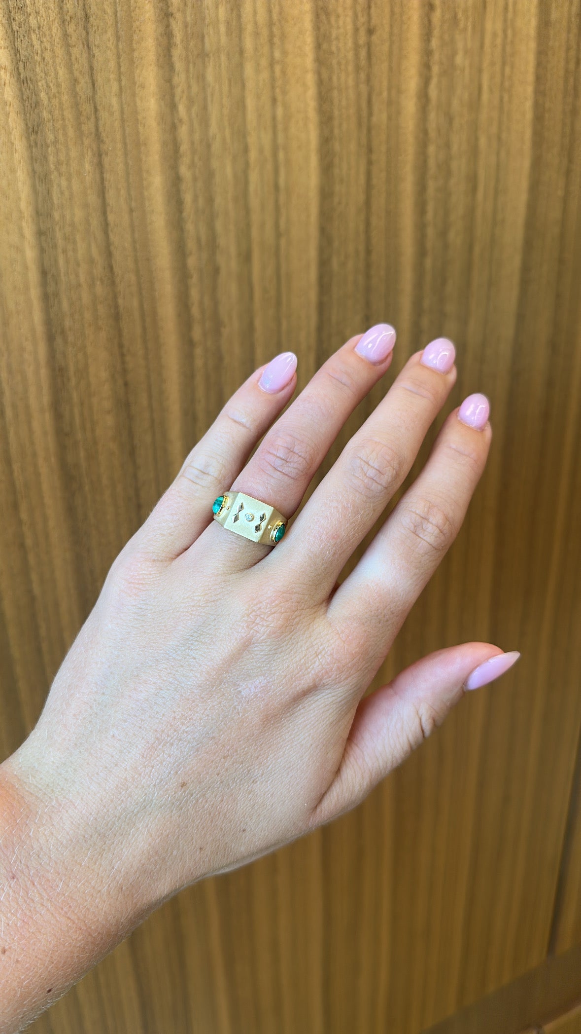 Carolina Neves- Robust Ring With Malachite Cabochons and Diamonds – Henri Noël