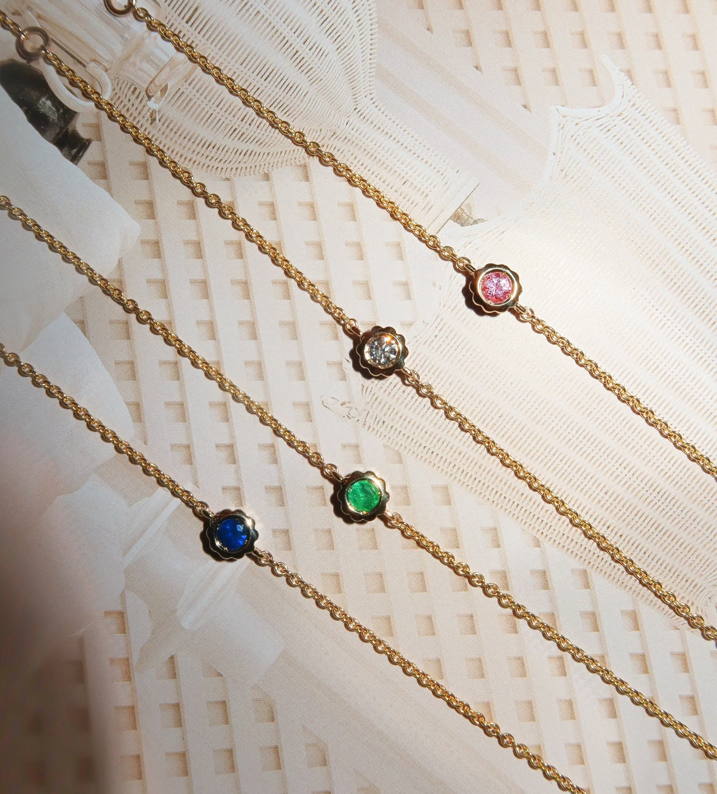 Scalloped Bezel Diamond Bracelet – Henri Noël