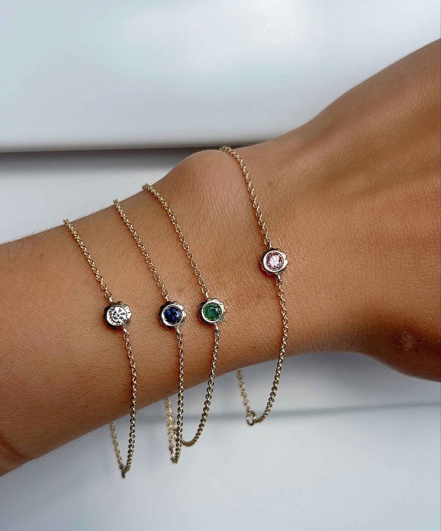 Scalloped Bezel Diamond Bracelet – Henri Noël