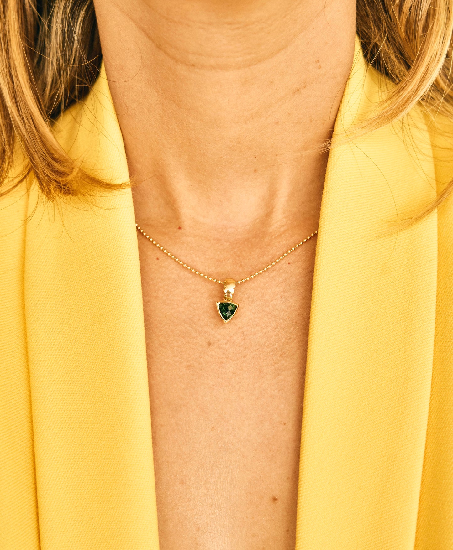 Scalloped Bezel Set Green Tourmaline Necklace – Henri Noël