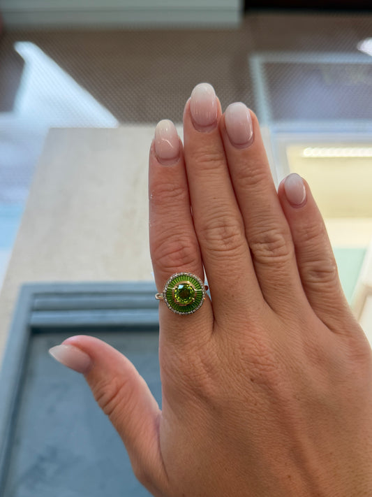 Selim Mouzannar - Mina Kiwi Ring Peridot & Diamonds