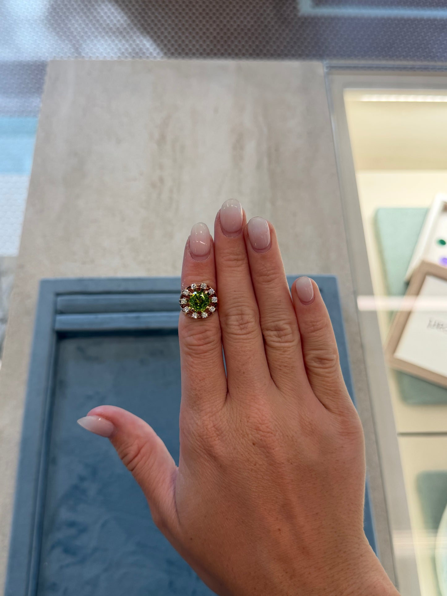 Selim Mouzannar - Unique Pinky Ring Peridot & Diamonds