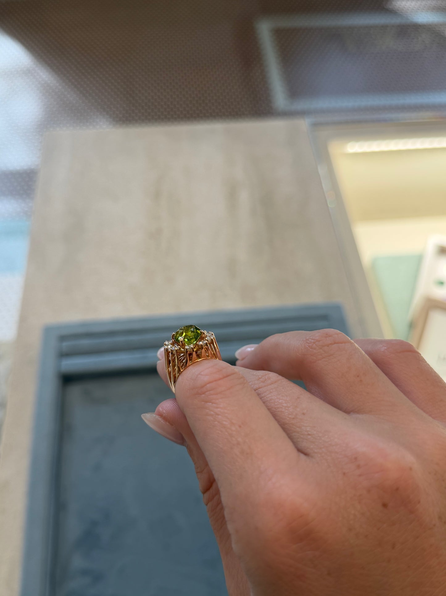 Selim Mouzannar - Unique Pinky Ring Peridot & Diamonds