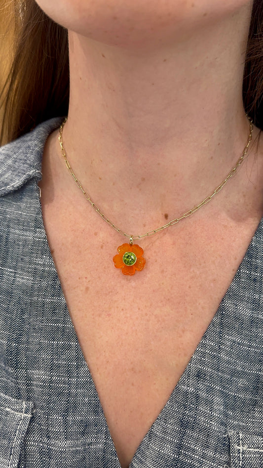 Sophie Joanne- Signature Flower Pendant Medium Carnelian Peridot