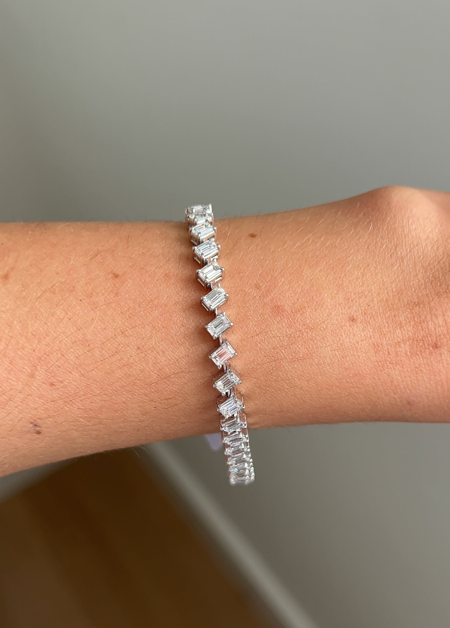 Spaced Emerald Cut Diamond Tennis Bracelet – Henri Noël