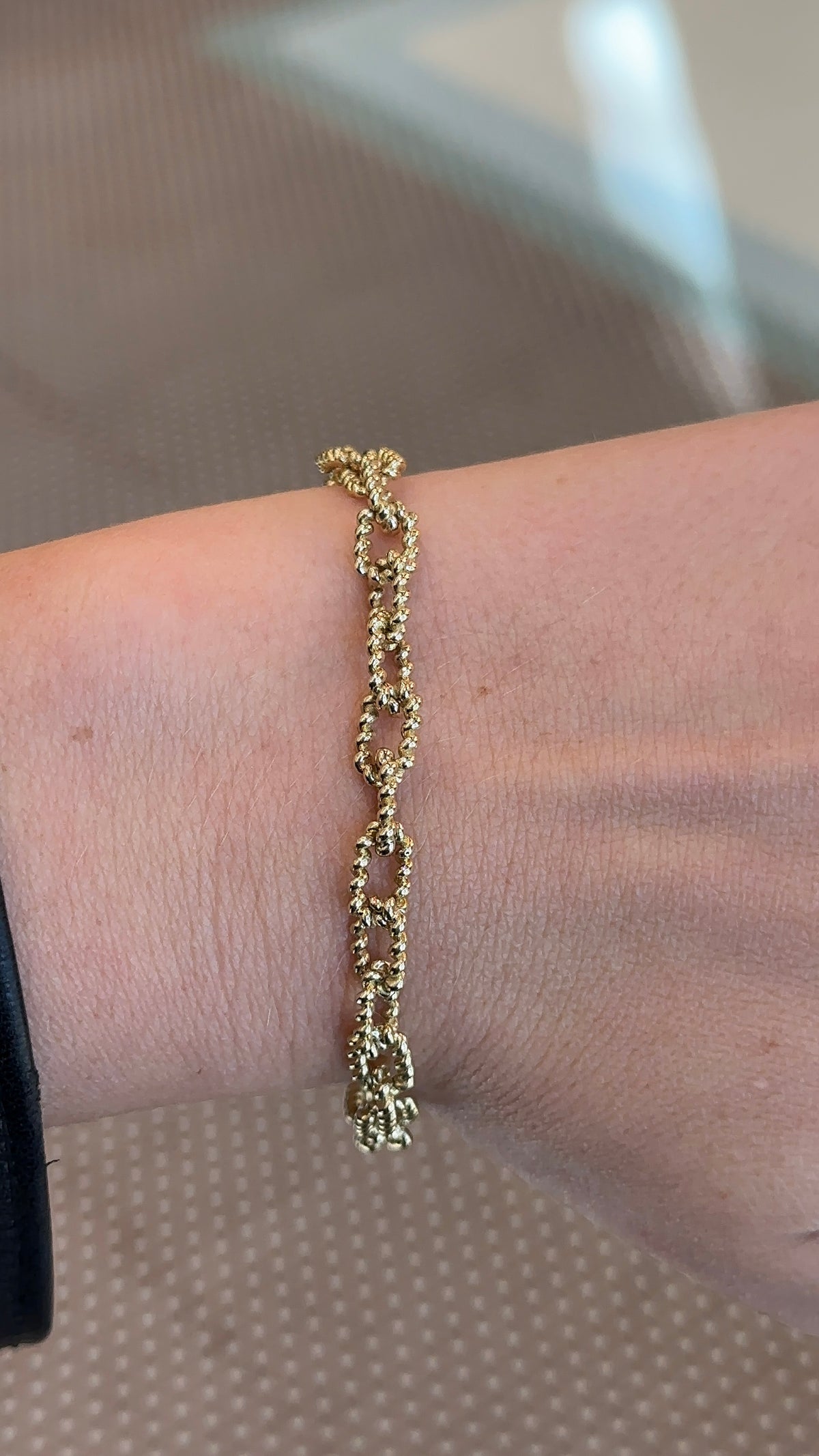 Textured Link Bracelet – Henri Noël