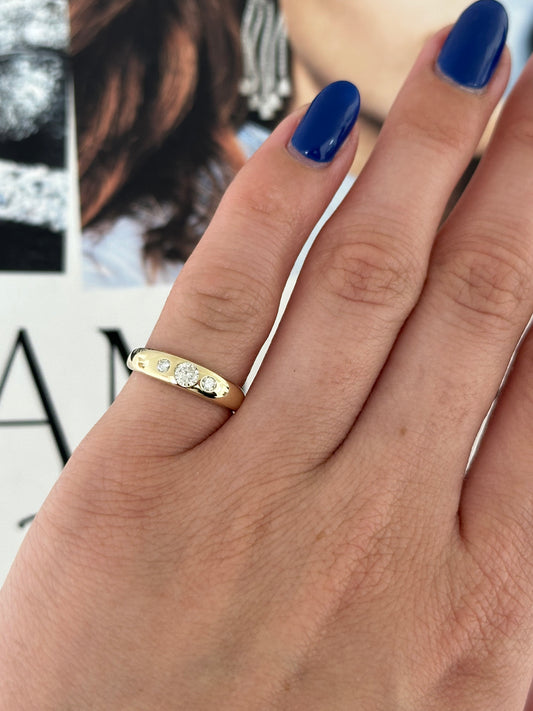 Three Stone Flush Set Pinky Ring – Henri Noël