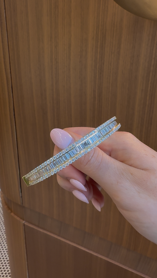 Baguette and Round Diamond Bangle – Henri Noël