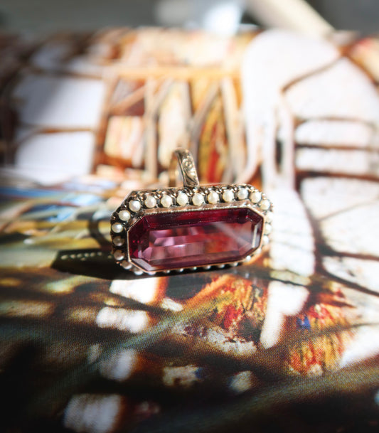 Vintage Pearl and Amethyst Cocktail Ring – Henri Noël