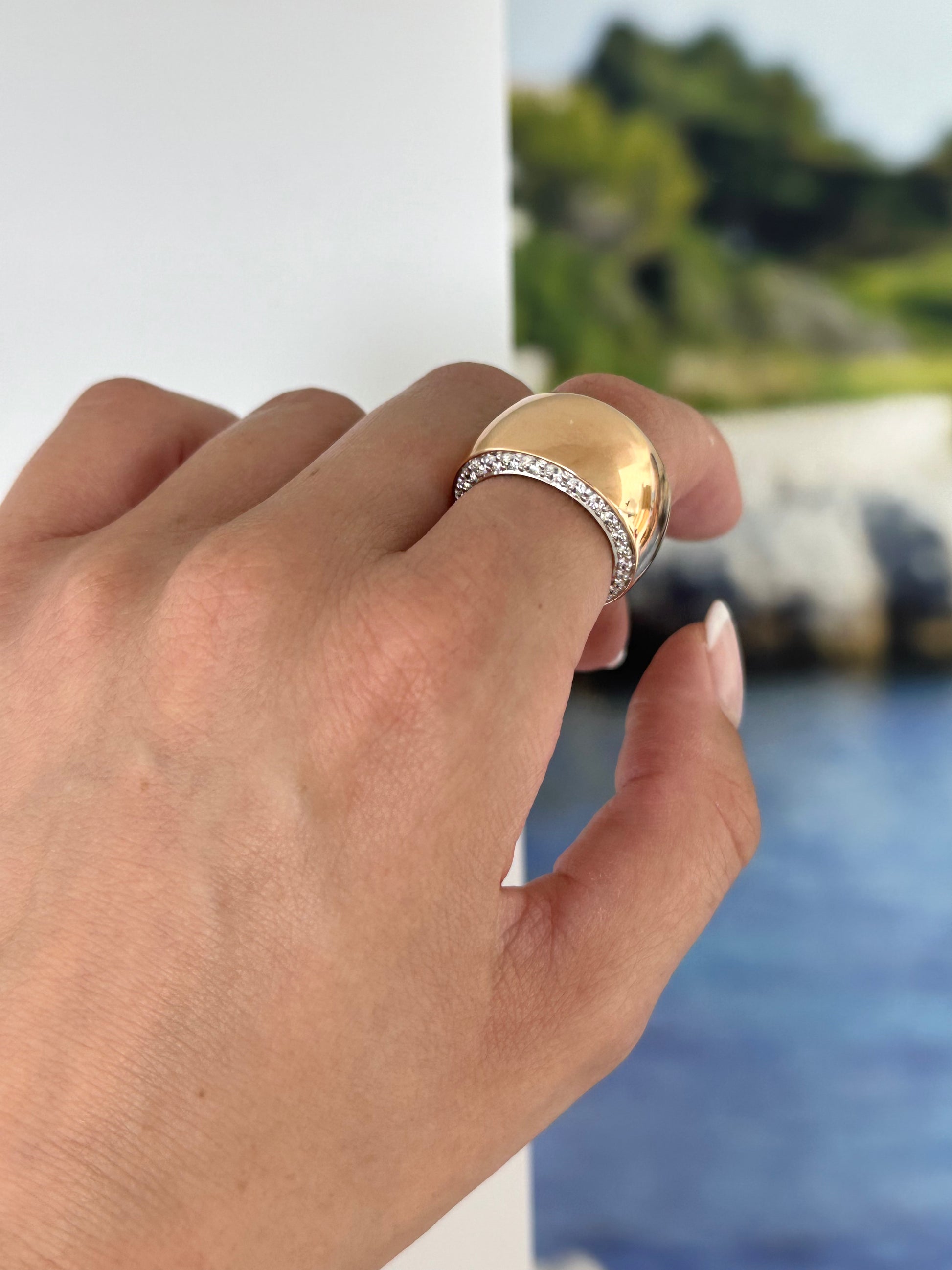 Vintage Walter Faith 18K Bombe Ring With Pave Diamonds – Henri Noël