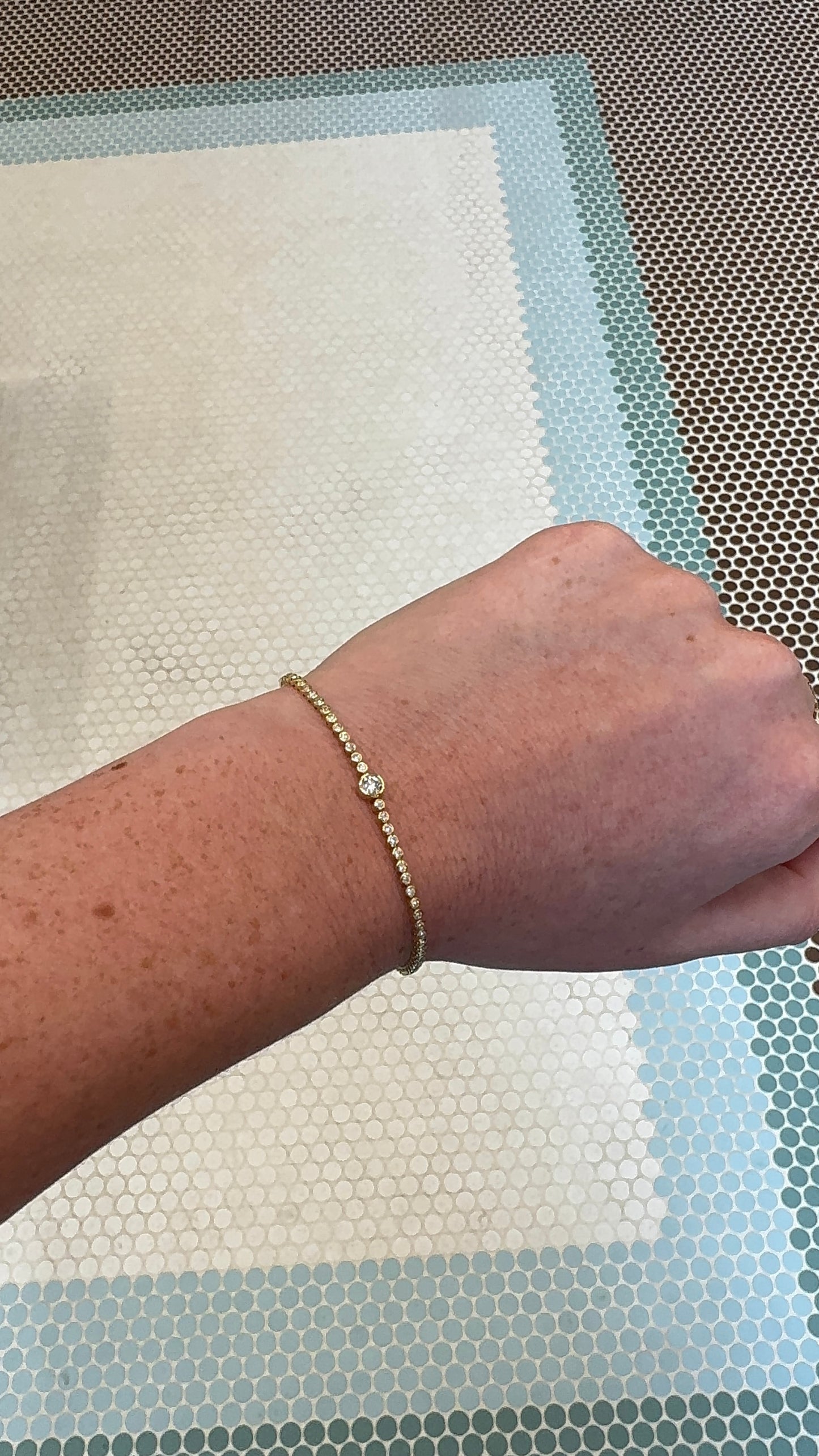 Full Bezel Center Diamond Tennis Bracelet