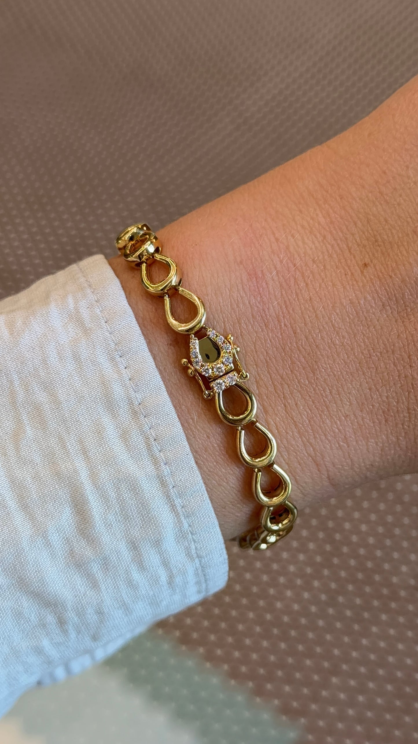 Lionheart- Legacy Diamond Horseshoe Bracelet – Henri Noël