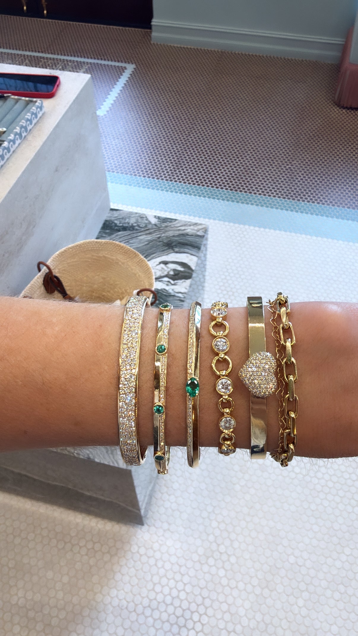 Lionheart- Aurelia Diamond and Emerald Cuff Bangle – Henri Noël